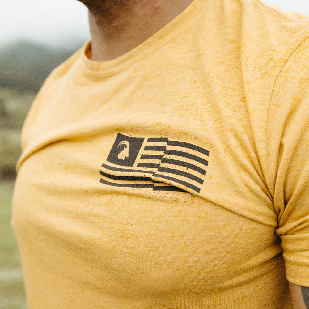 MTNTOUGH United We Stand T-Shirt - Antique Gold